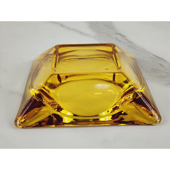 Mid Century Ashtray Square Amber Glass 4 3/4" Yellow Glass Art 70's Home Decor - Picture 9 of 10